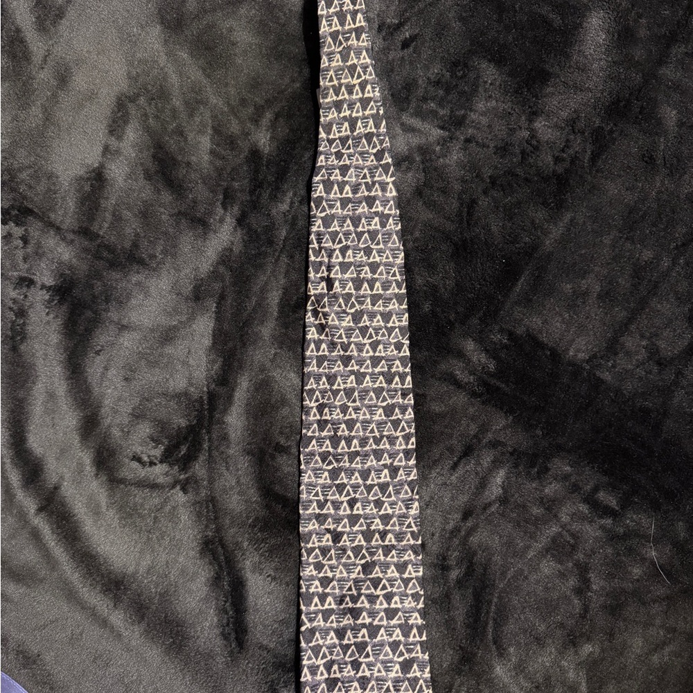 Vintage Boss Monochrome grey silk made in Italy Geometric Tie